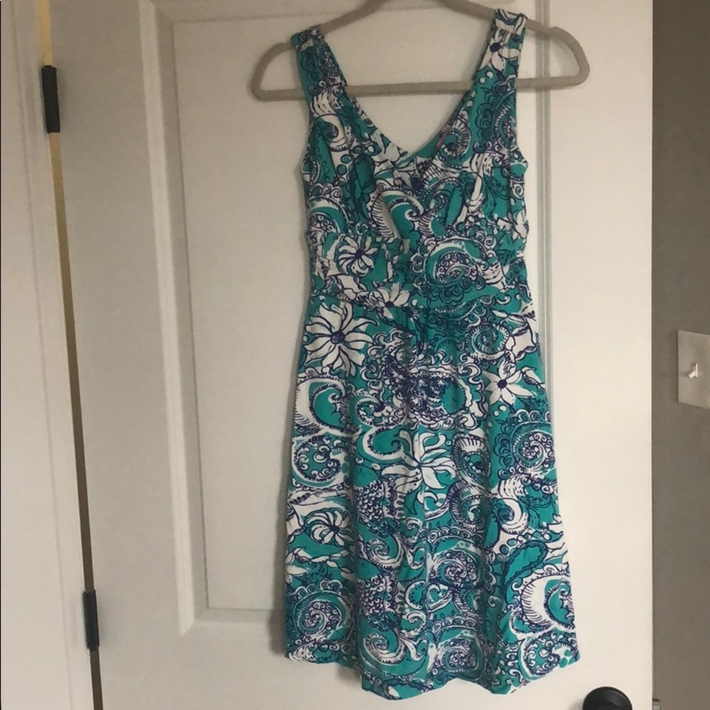 Lilly Pulitzer V Neck Dress XS